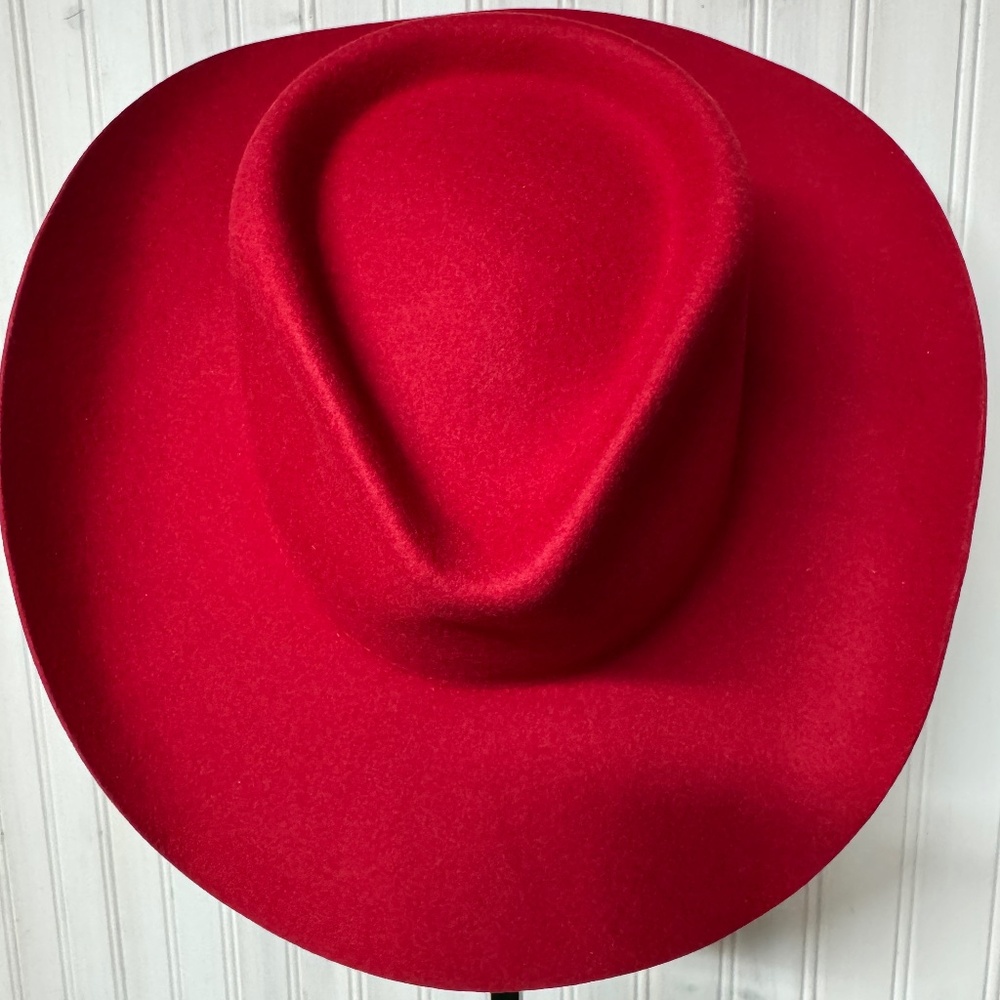 Wyeth Red Felt Cowboy Hat with Rhinestone and Pearl Stars-NWOT-bag included